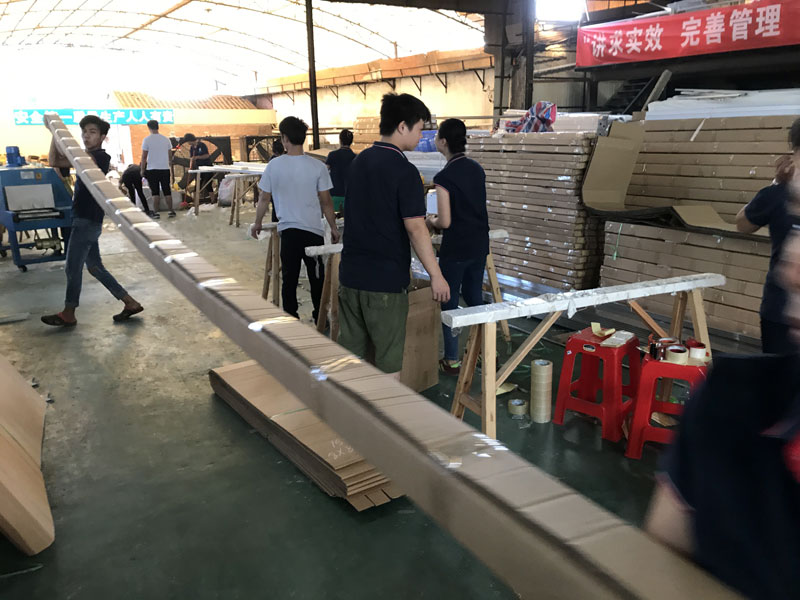 パッケージ家具