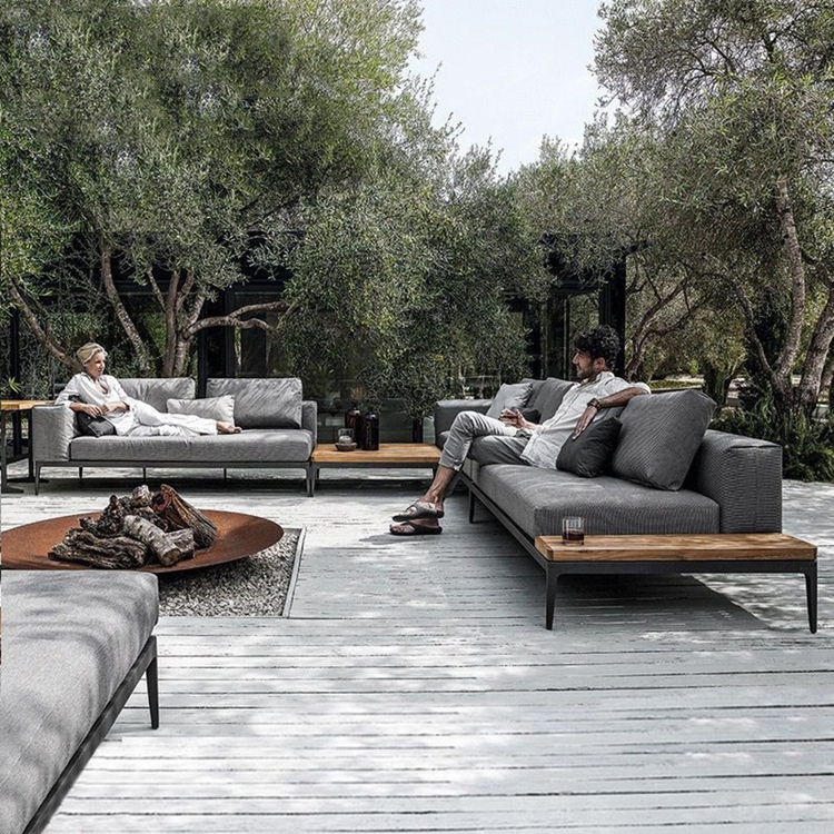 outdoor furniture sectional