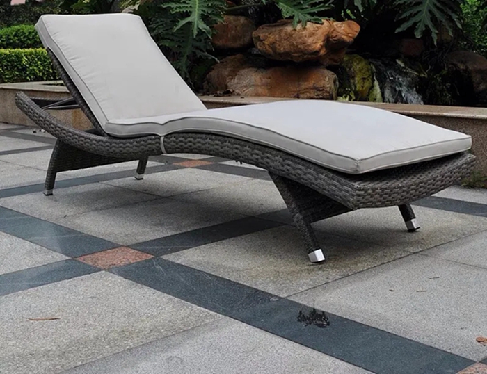 lounge outdoor chair