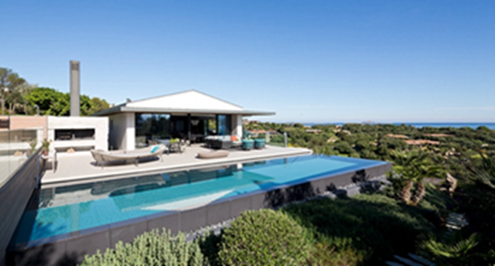 屋外用家具のアフターケア