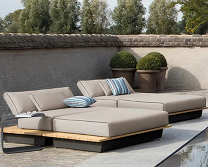 outdoor lounge sofa