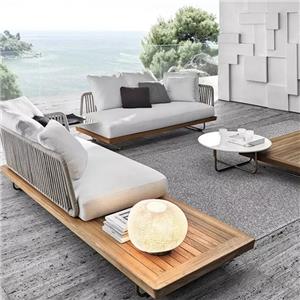 屋外映画に適した屋外用セクショナルソファはありますか?