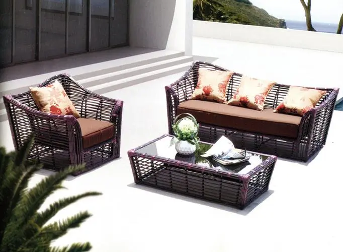 屋外用モジュールソファを購入する際に注意すべき点は何ですか?