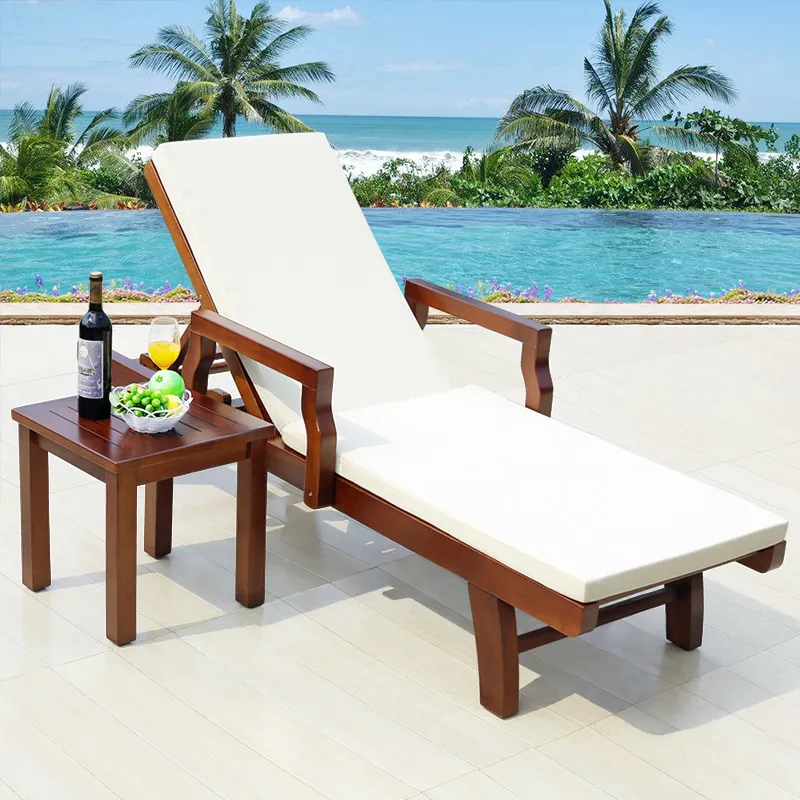 子どもたちも屋外のラウンジチェアが好きですが、使用時に注意すべきことは何でしょうか?