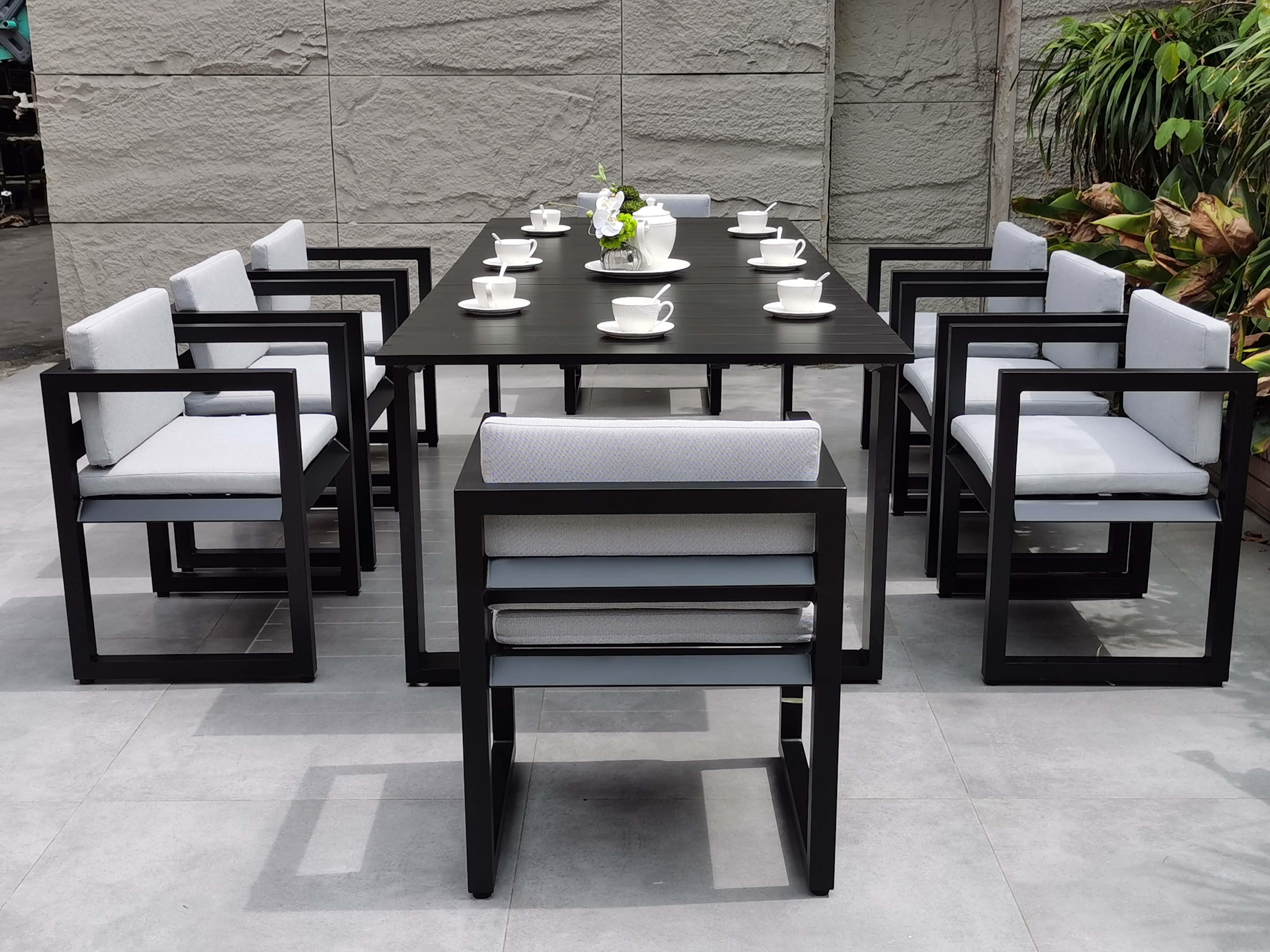 Round Outdoor Daybed