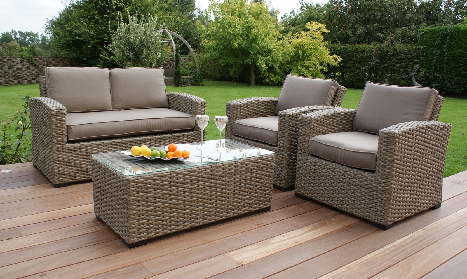 rattan furniture and wicker furniture