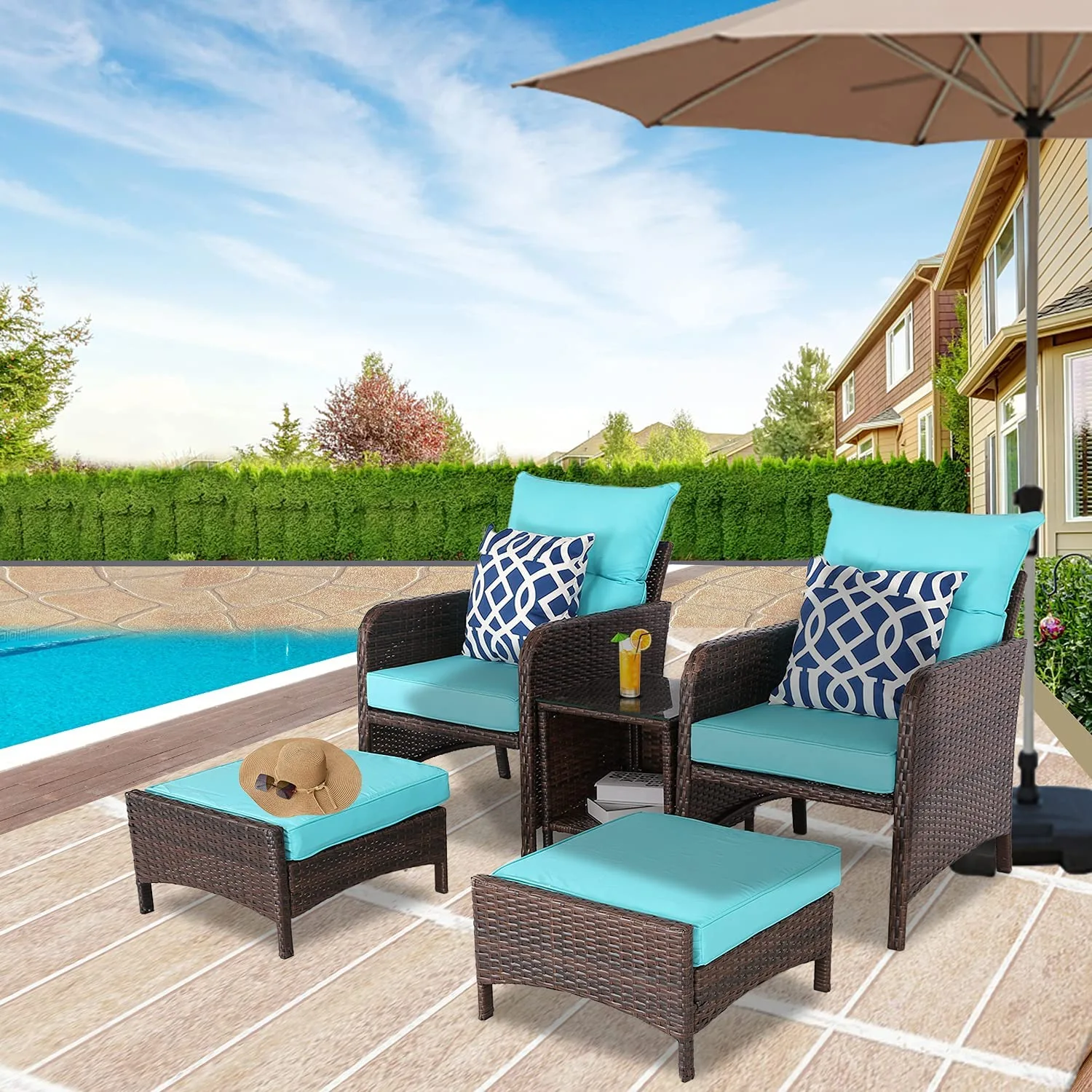 狭いバルコニーにモジュール式ソファを配置するにはどうすればいいでしょうか? どのタイプが適していますか?