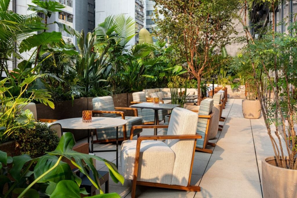 outdoor dining​
