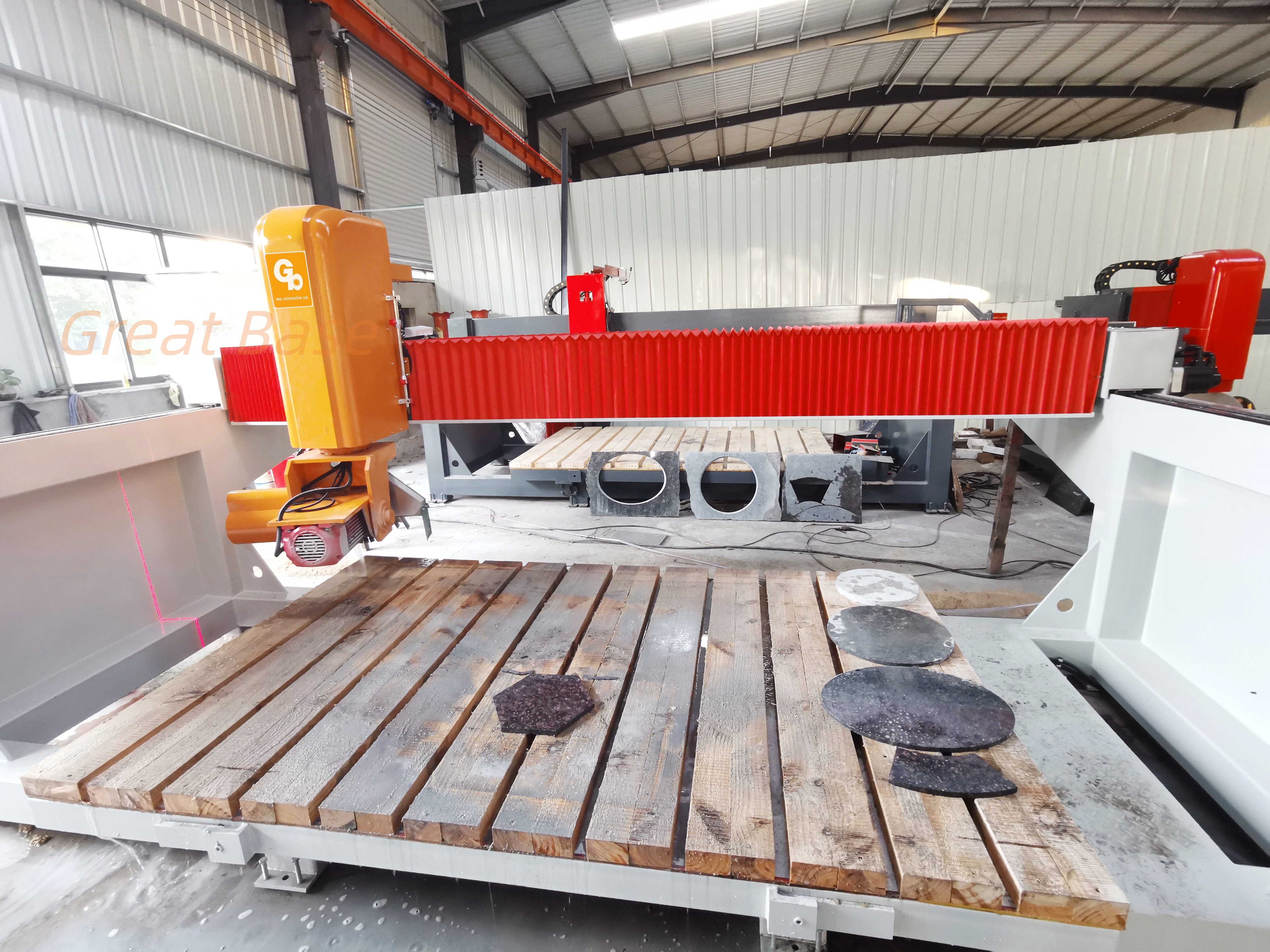 GreatBase GBHW-400/600 Four Axis CNC Bridge Cutting Machine