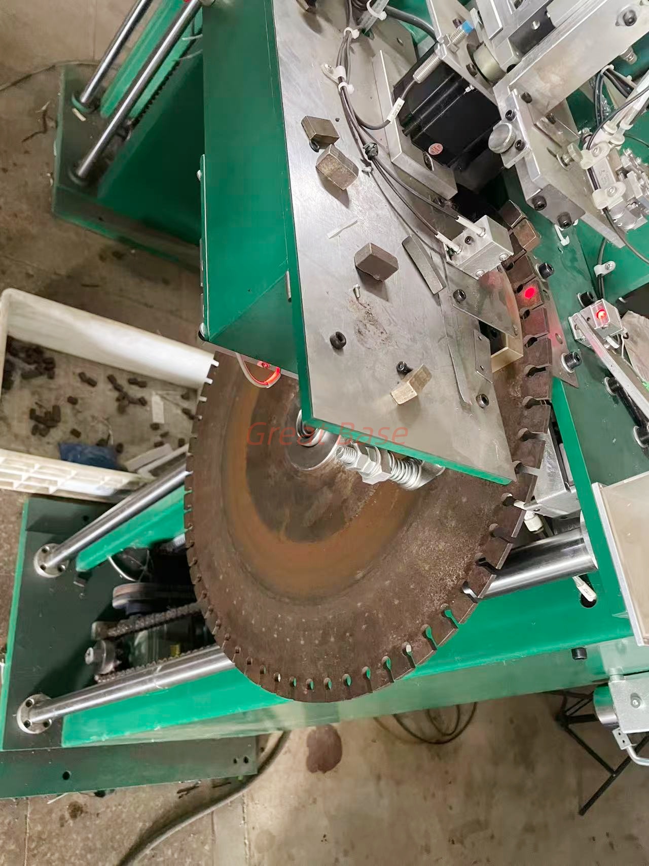 GreatBase Great Base GBWF-2400 Fully Automatic Diamond Disk Saw (Cutter) Welding Rack