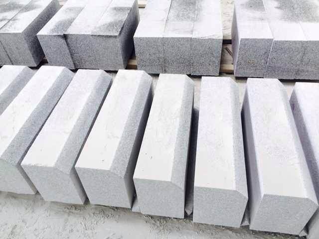GreatBase GBLY-1200 Kerbstone Processing Line