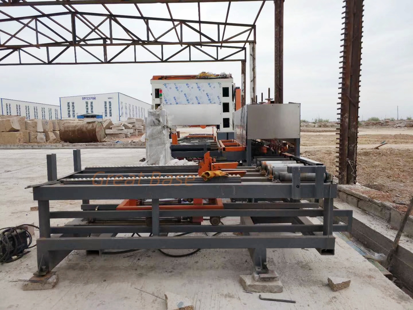 GreatBase GBLY-1200 Kerbstone Processing Line