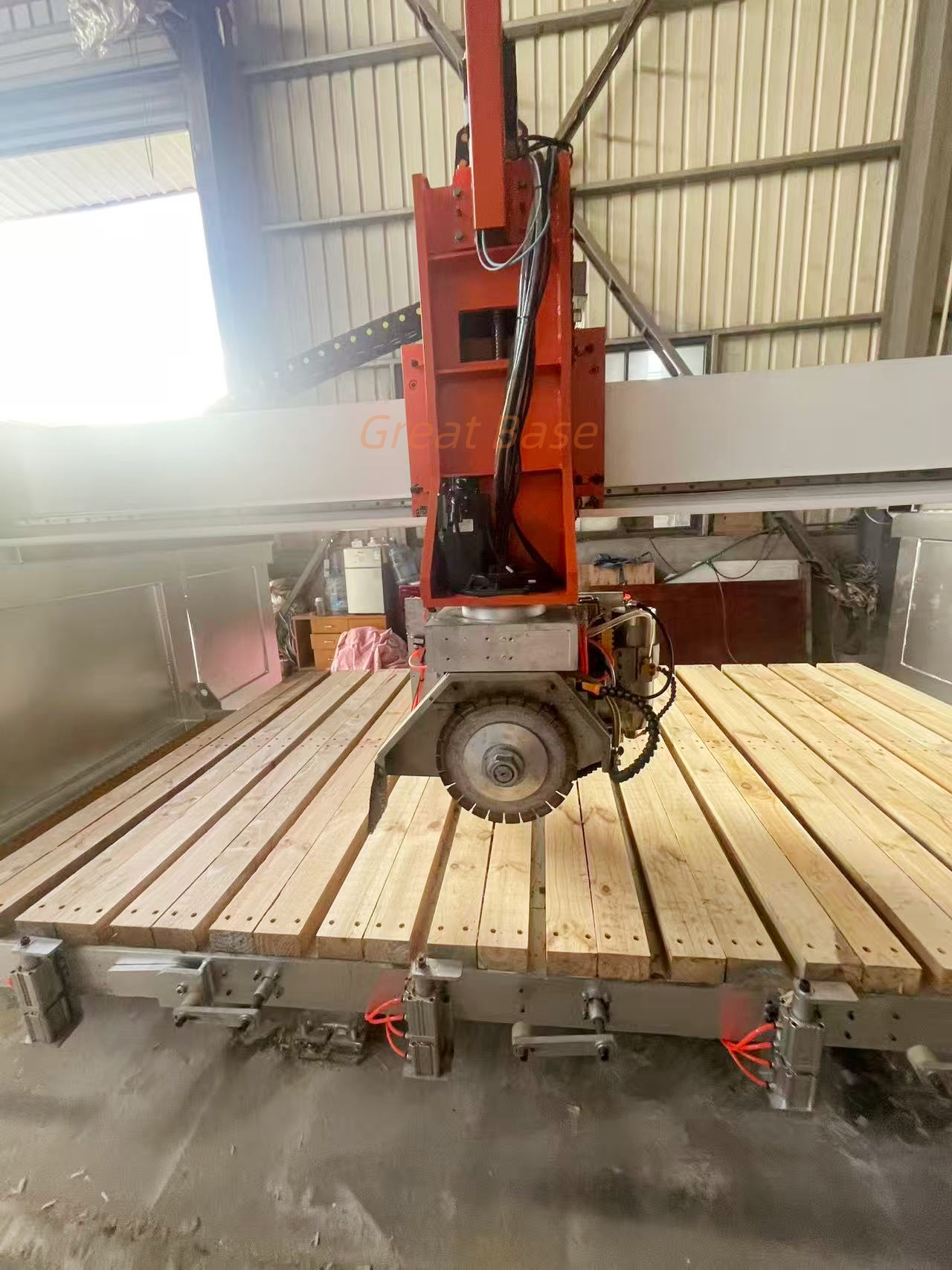 Great Base GBHW 4 Axis CNC Bridge Cutting Machine
