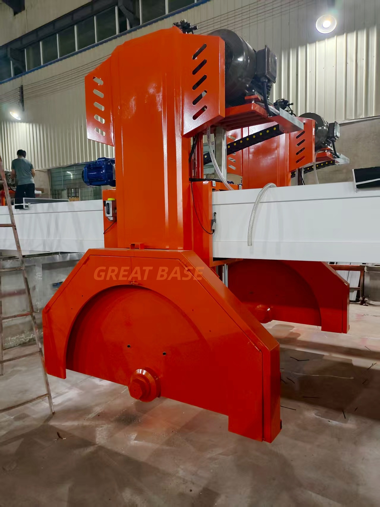 Great Base GBHW-1800 Automatic Bridge Saw