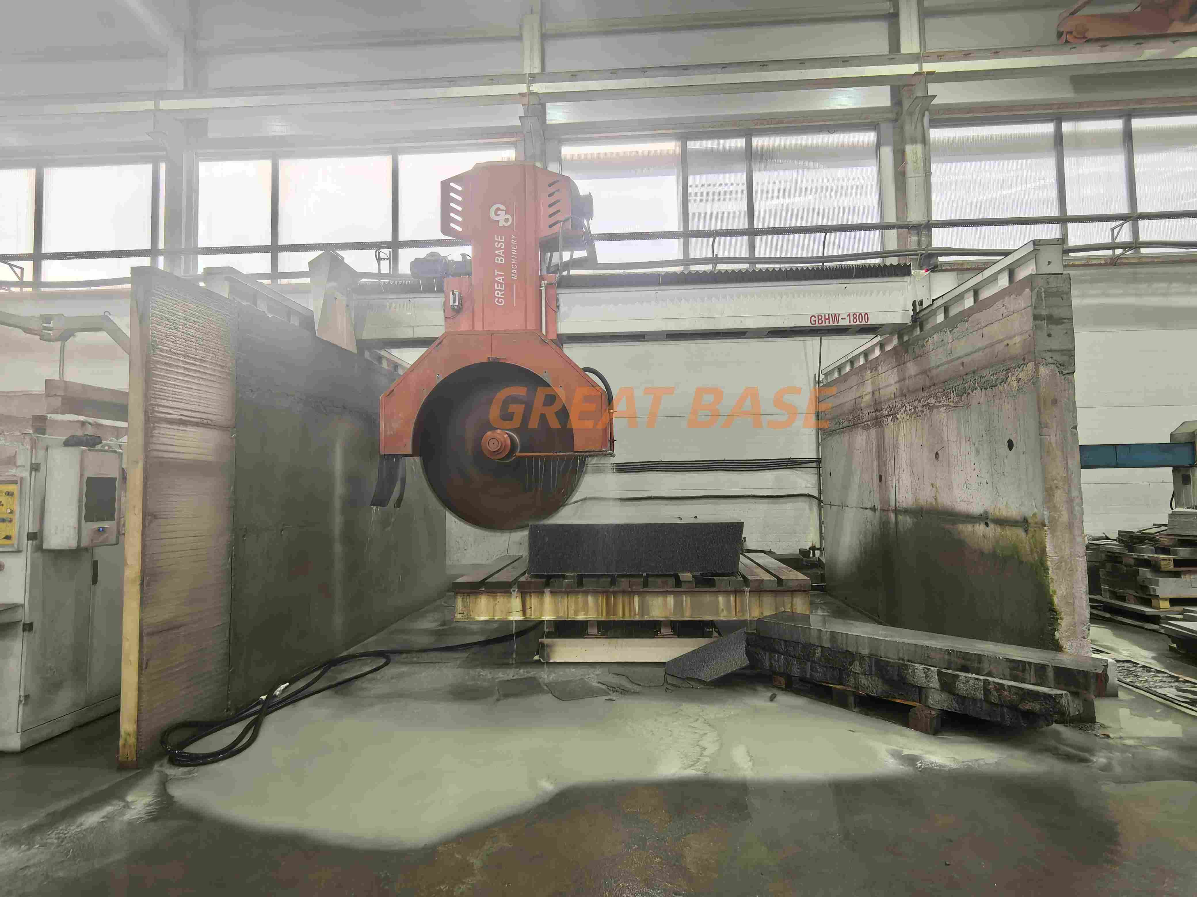 Great Base GBHW-1800 Automatic Bridge Saw