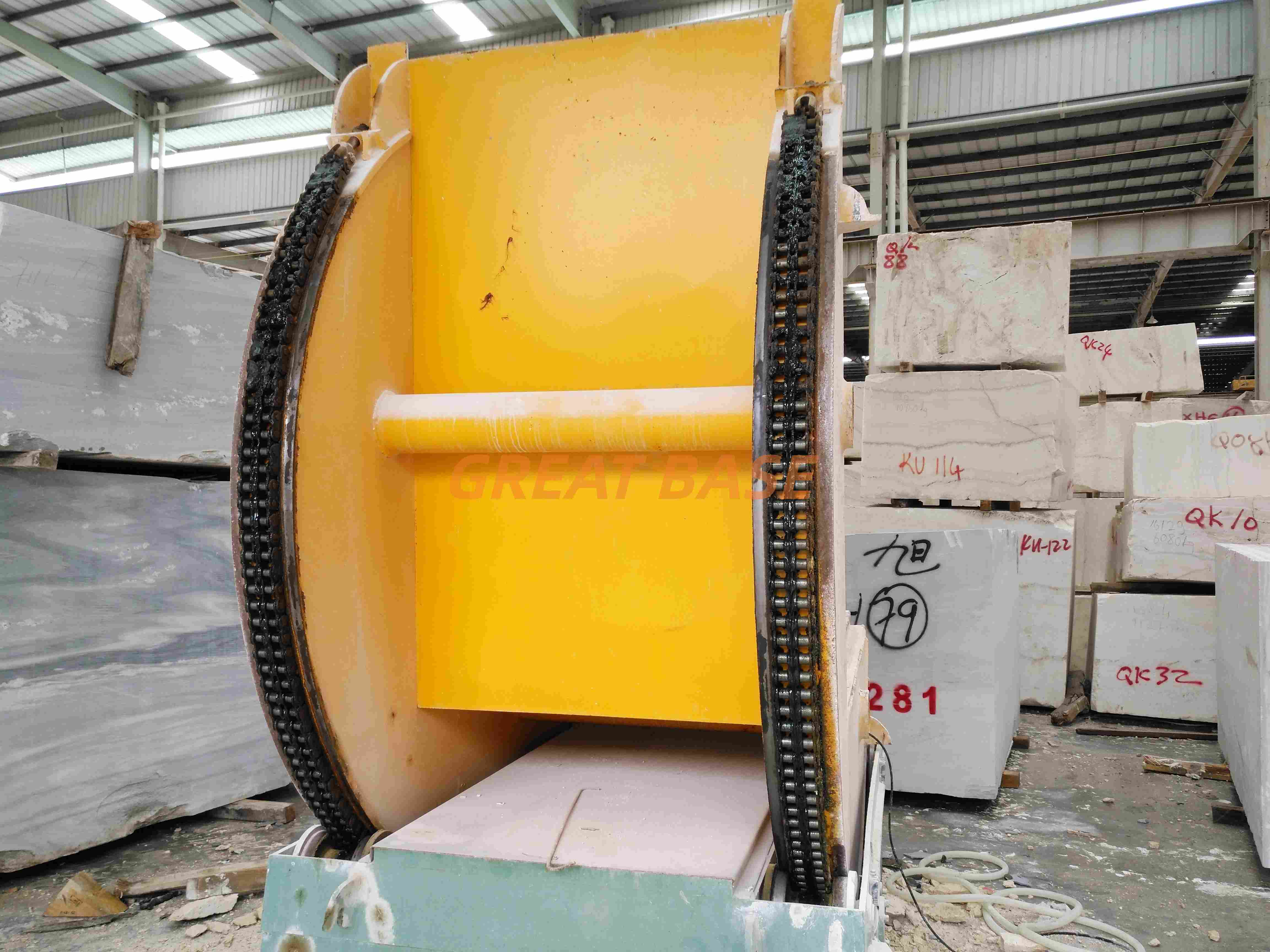 GreatBase GBFS-45 Stone Block Turnover Machine with 90 Degree Coil Upender Chain Drive Design for Raw Marble Granite Handling