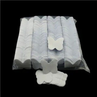 Confettis en papier en forme de papillon personnalisés