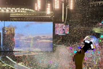 Maak kennis met onze exclusieve Mixcolor-streamer voor het Teens in Times-concert