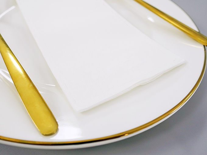 30x43cm White Linen Feel Dinner Airlaid Napkins