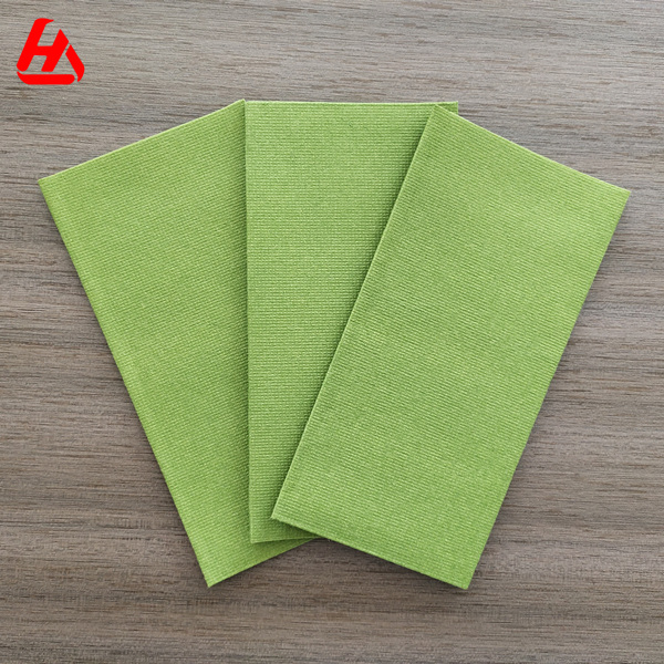 green-paper-napkins