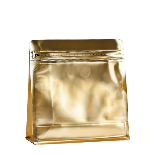 Why is an eight sided sealed coffee bag with a valve suitable for storing coffee beans?