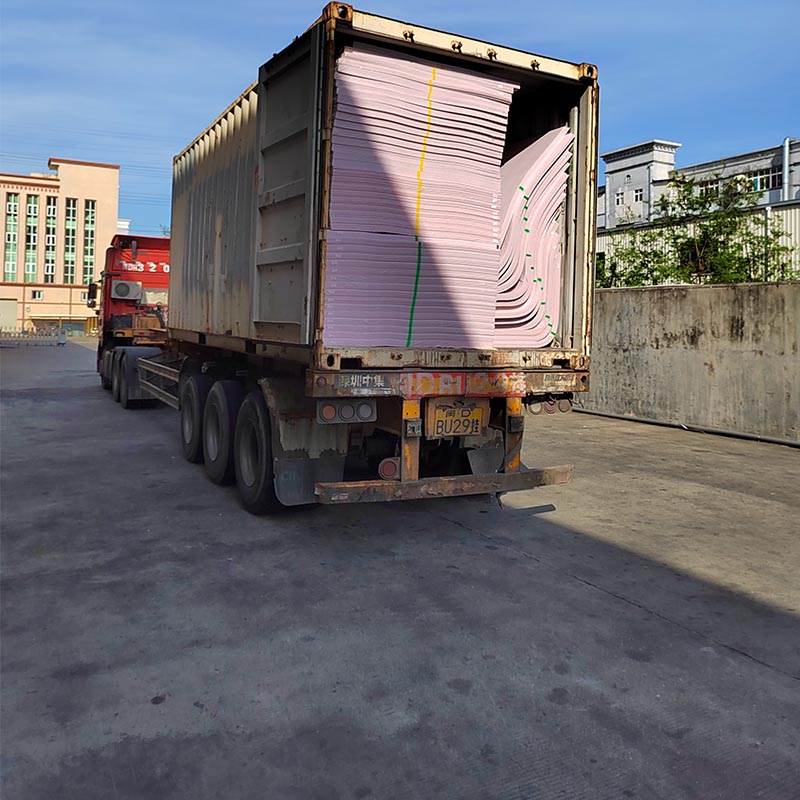 Overseas container loading and transportation