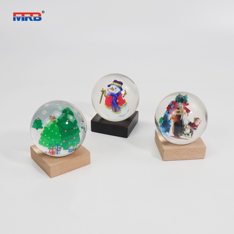 Beauty Resin Snowball Resin Ball Gift Christmas Tree Ball Souvenirs Luxury Ornament Santa Claus