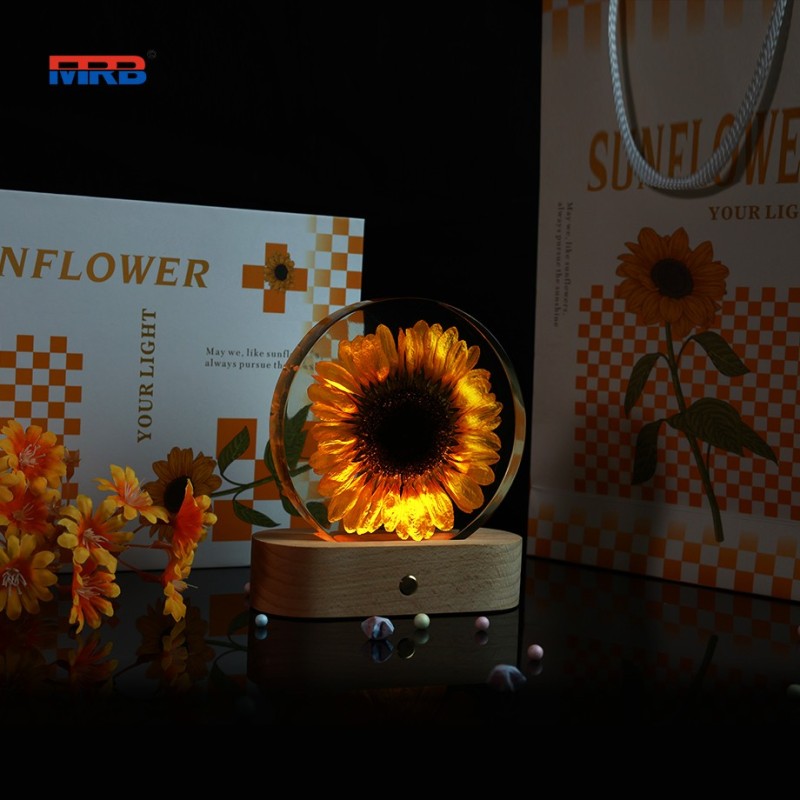 Welcome Gifts Round Sunflower Resin Night Light Real Flower Craftsmanship
