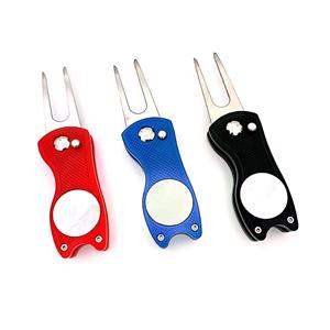 Golf Green Fork Compact and Portable Magnetic Putter Calibration Ball Marker Foldable Golf Turf Repair Tool
