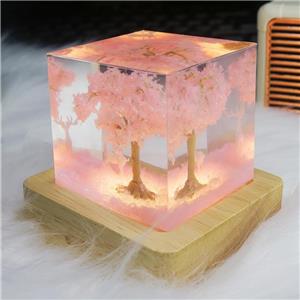 Creative 5cm Cube Pink Cherry Blossom Tree Deer Moose Craft Table Ornament Epoxy Resin Statue Night Light Kids Room Decor Gifts