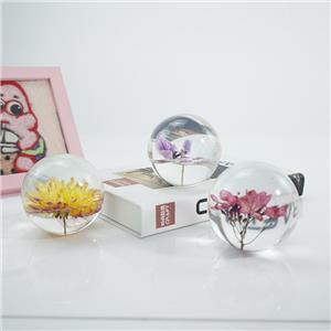 Resin Dried Flower Crystal Ball Paperweight - Customizable for Christmas/Birthday/Valentine's Day Gifts