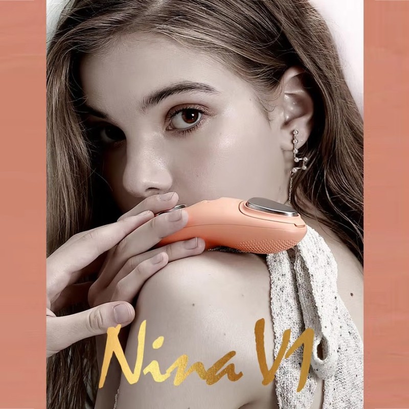 Four-in-One Home Skin Care Machine Rapid Hot/Cold Infusion Instrument Facial Massager Anti-Wrinkle Lifting Firming for Beauty