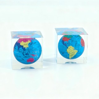 Acrylic Globe Ornaments for Kids with OEM Service – Educational Geography Tool & Home Decor