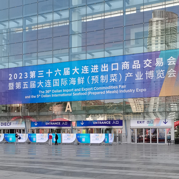 Caixa dobrável de plástico