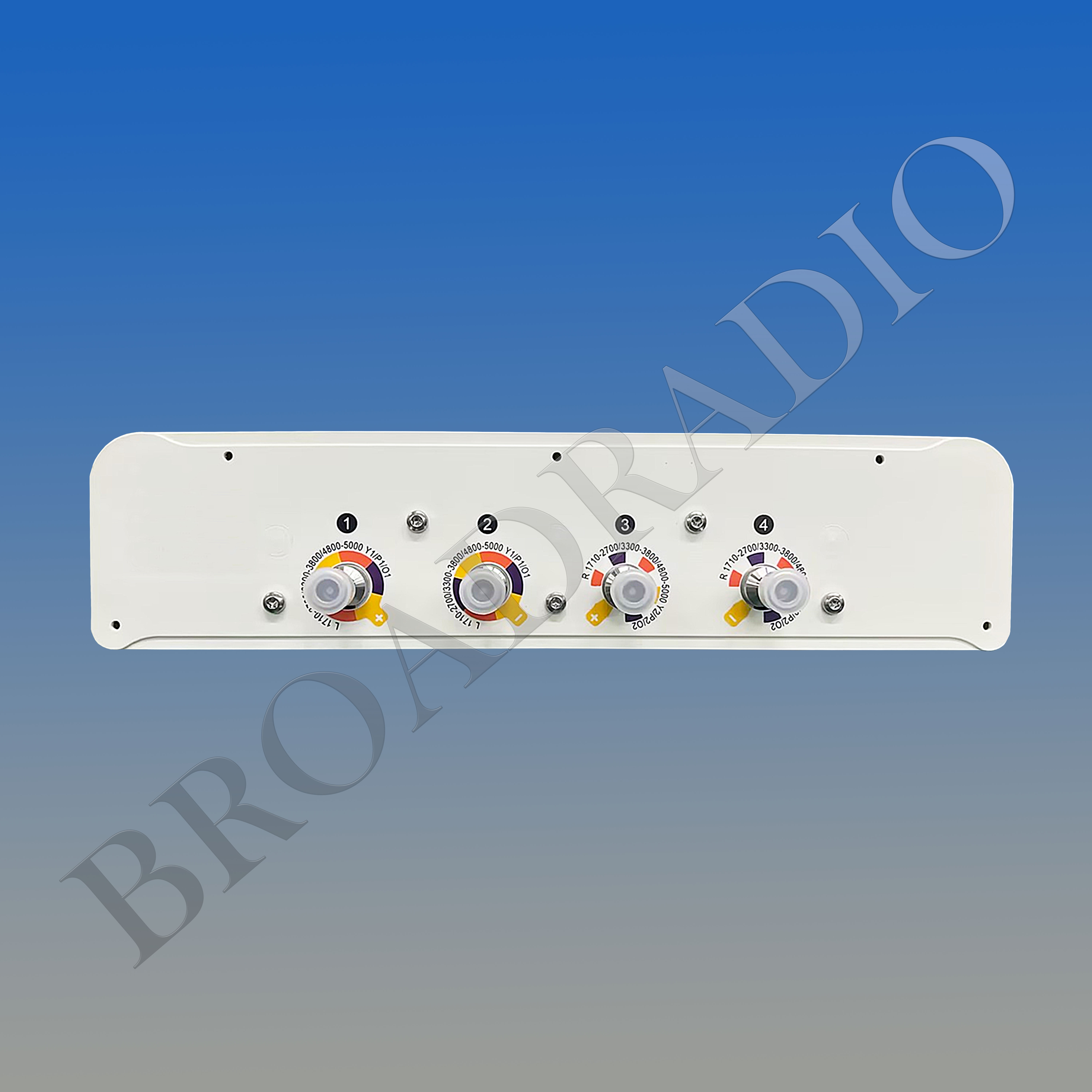 4HB2MB 33°/33°/33° 12/12/12dBi Stadium Antenna