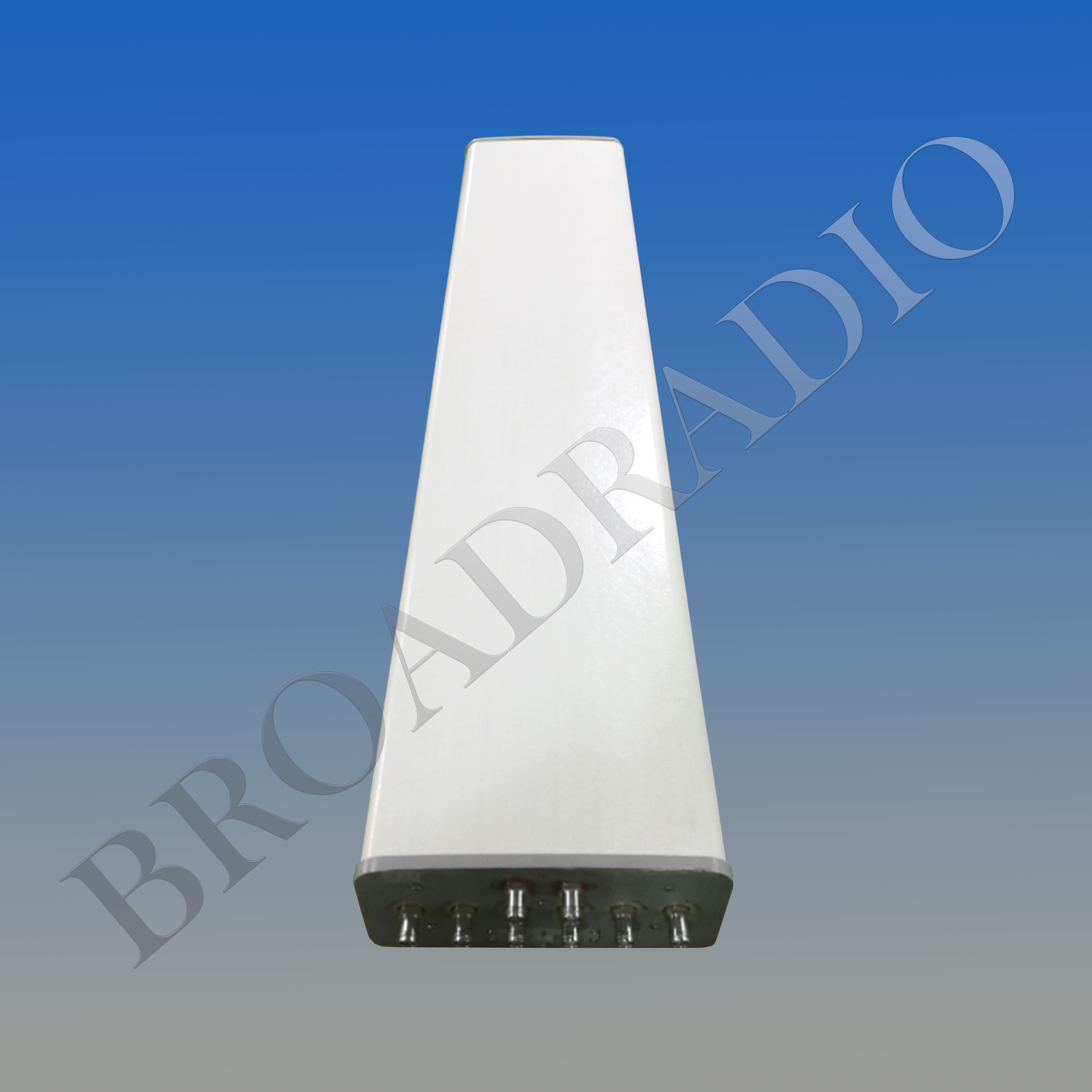 هوائي متعدد النطاقات 1LB3MB بزاوية 65 درجة وكسب 15/16/15.5 ديسيبل