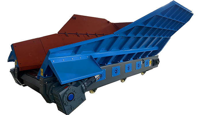 Apron Feeder with Labyrinth Seal Support Roller