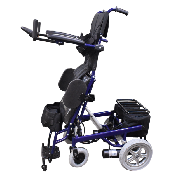 Standing wheelchair