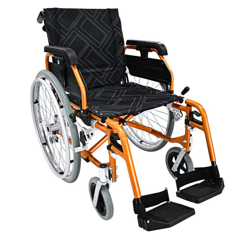 Yüksekliği ayarlanabilir kolçaklı ve tekerlekleri kolayca çıkarılabilen katlanabilir manuel tekerlekli sandalye. Yüksekliği ayarlanabilir kolçaklı ve tekerlekleri kolayca çıkarılabilen katlanabilir manuel tekerlekli sandalye.