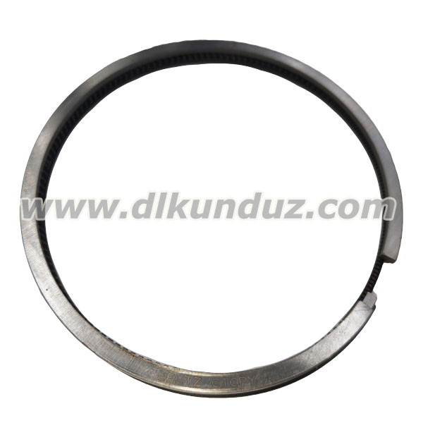 D2011 F2L2011 BFM2011 Set of piston ring 04280565