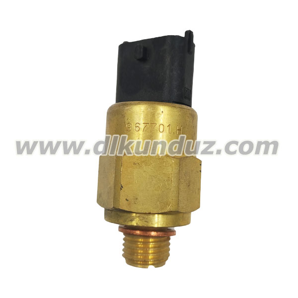 BFM1013 BFM2012 TCD2015 TCD2013 D6D oil pressure sensor 04215774 04213020