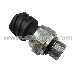 TCD2013 4V oil pressure sensor 04210195 04213842 04211332