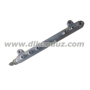 D5E TCD2013 L04 Rail 04903536 04902880 20980478