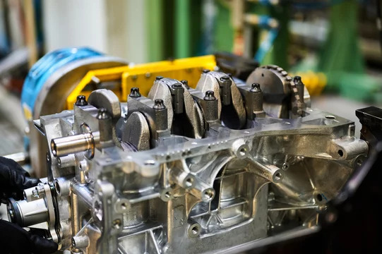 A Comprehensive Guide to DEUTZ 1013 Series Overhauls (2)