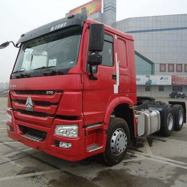 Camiones pesados ​​chinos usados ​​a la venta en cabezales y tractores