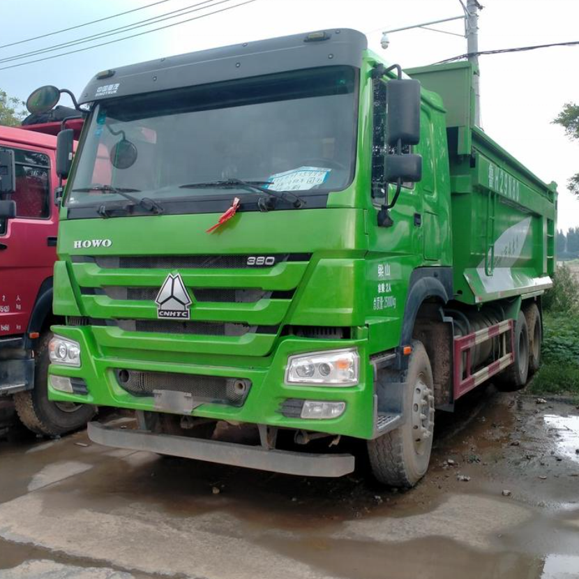 Heavy duty second hand sinotruck cargo truck 10 wheeler 6x4 sinotruk howo china tipper truck for sale in uganda