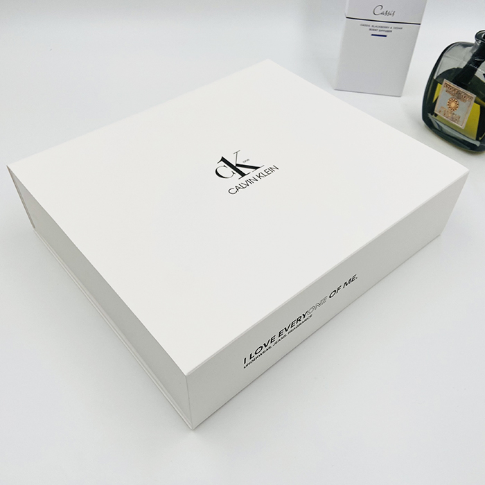 Luxury Clothing Cardboard Packaging Boxes Foldable