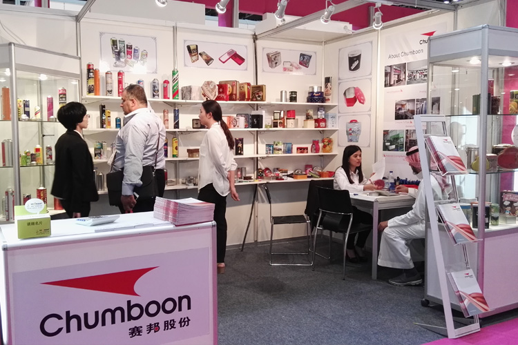 Chumboon Packing Beautyworld in Dubai