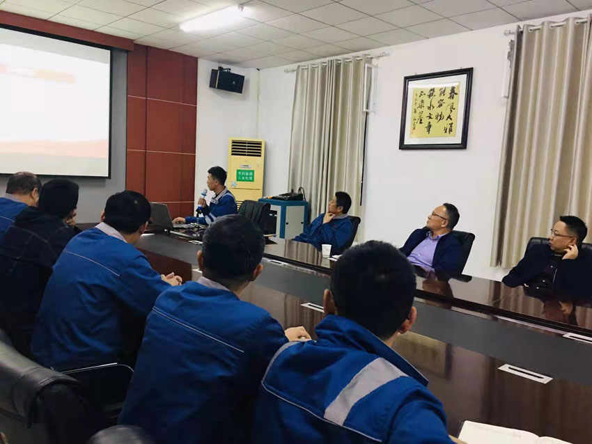 Hubei Huaning Company Party Branch Organized The Workers To Study The Spirit Of The Sixth Plenary Session Of The 19th CPC Central Committee
