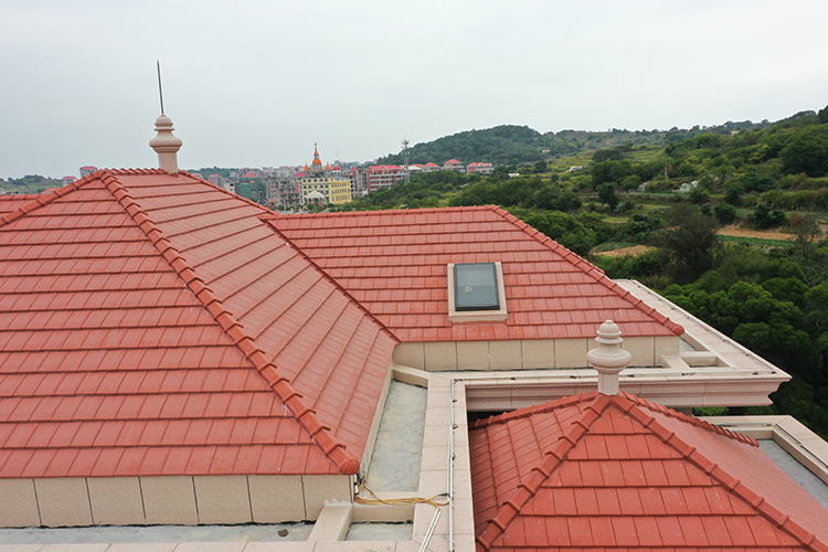 Full Body Red Flat Clay Roof Tile